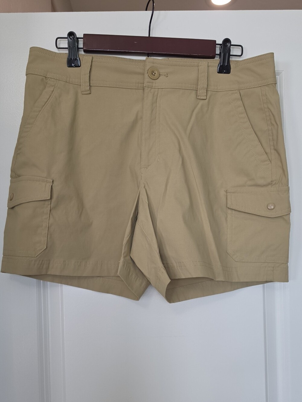 Eddie Bauer Cargo Hiking Shorts Women’s 10 Khaki Stretch Gorpcore Outdoor Utilit